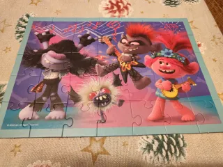 Puzzles Trolls World Tour 4 en 1