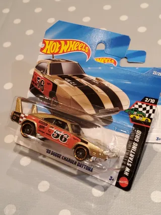 Hot Wheels '69 Dodge Charger Daytona