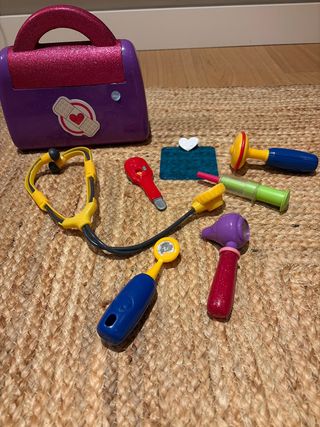 Maletín médico con accesorios