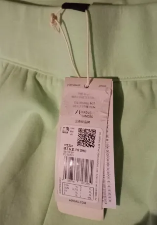 Pantalón corto Adidas verde oliva