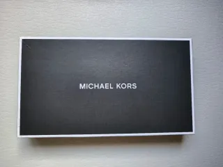 Cartera y cinturón Michael Kors