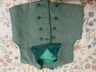 Traje de fallero chaleco y pantalón. Talla 6-8 año