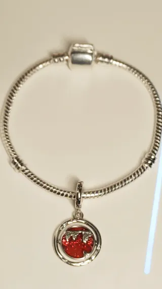 Charm Stranger Things Mundo del Revés (brillante)