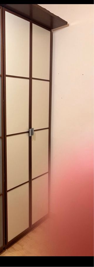 Guardaroba Ikea bianco e legno con cassettiera incorporata