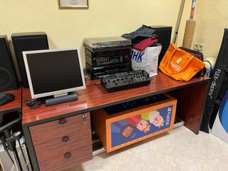 Mobili da ufficio con storia (e tanta vita)