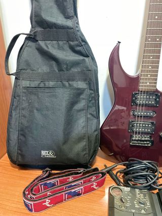 Lote Guitarra Eléctrica Yamaha + Accesorios