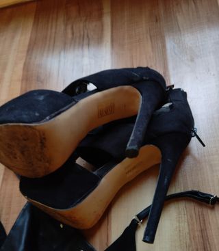 Vestido Bershka cuerina T-XS