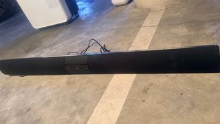 Barra de Sonido Negra