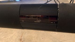 Barra de Sonido Negra