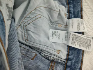 Pantalón vaquero Levis azul Skinny Taper W29 L32