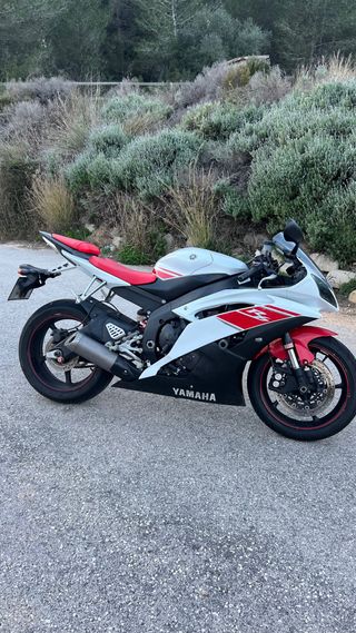 Yamaha R6 600cc Sport 2012