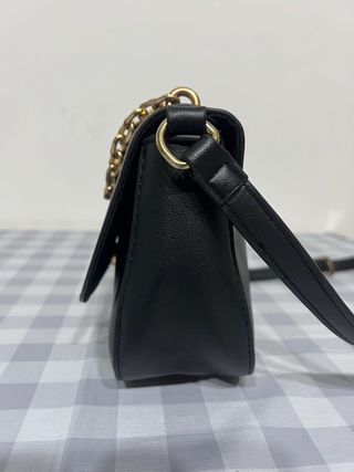 Borsetta Terranova nera con catena dorata