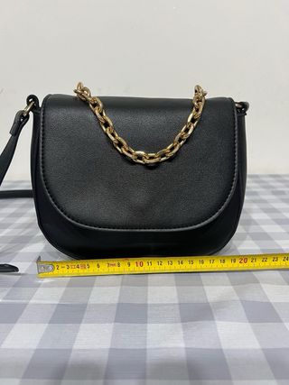 Borsetta Terranova nera con catena dorata