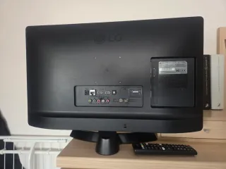 Smart TV 24" LG 24TN510S-PZ