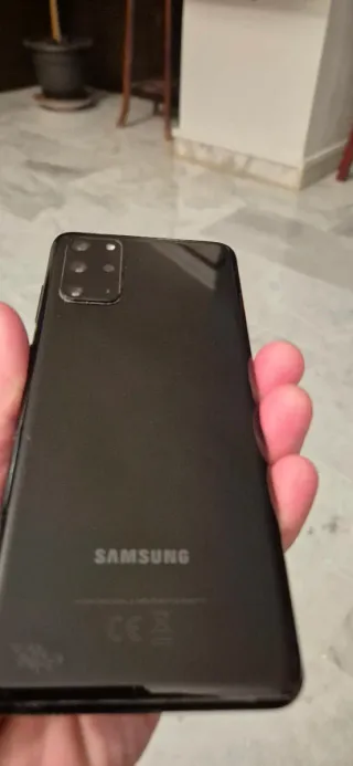 Samsung Galaxy S20+ 5G, 3 custodie, scatola e caricatore