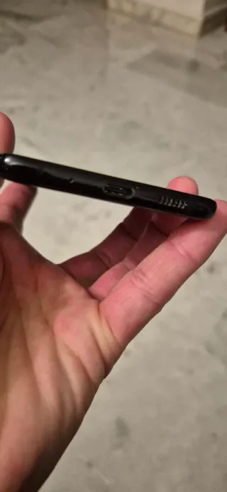 Samsung Galaxy S20+ 5G, 3 custodie, scatola e caricatore