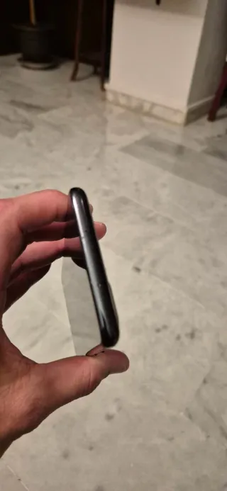 Samsung Galaxy S20+ 5G, 3 custodie, scatola e caricatore