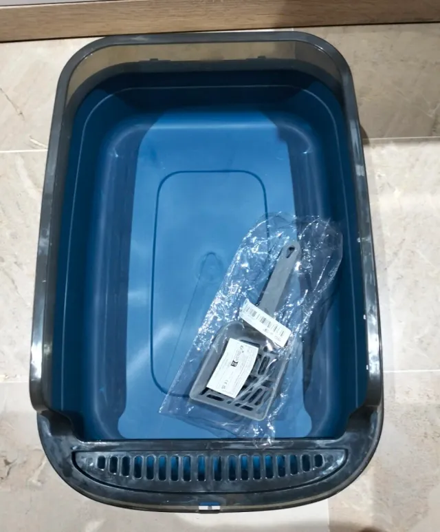 Arenero para gatos con pala