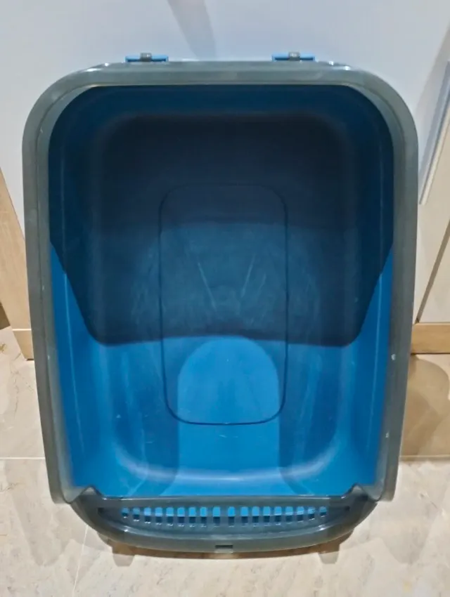 Arenero para gatos con pala