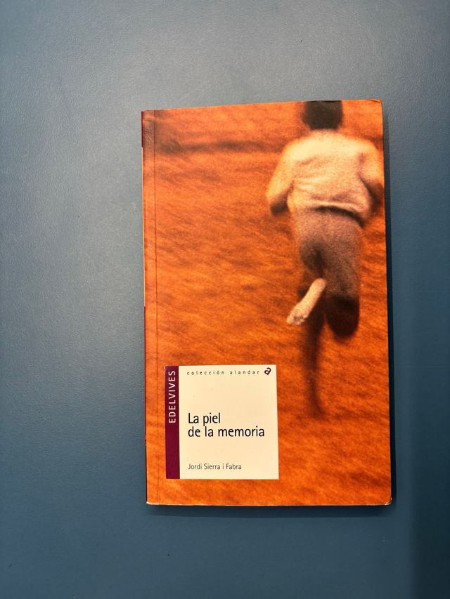 Lote de 13 libros en catalan y castellano