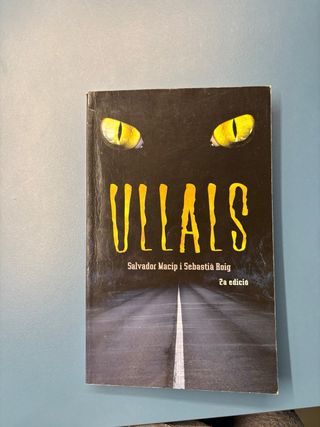 Lote de 13 libros en catalan y castellano