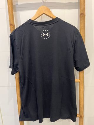 Camiseta UNDER ARMOUR