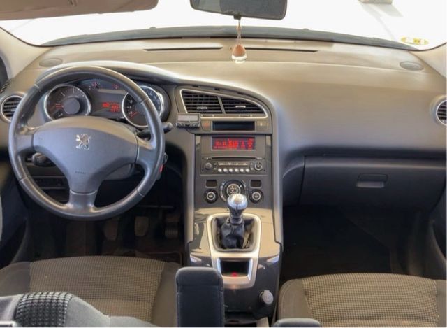 Peugeot 5008 *1 PROPIETARIO*