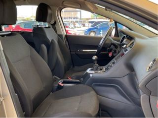 Peugeot 5008 *1 PROPIETARIO*