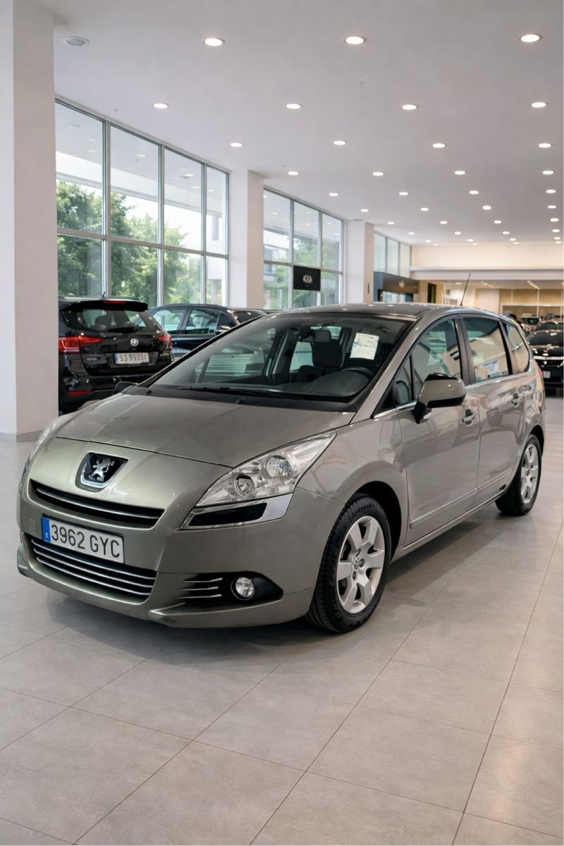 Peugeot 5008 1.6 HDI Premium 2010
