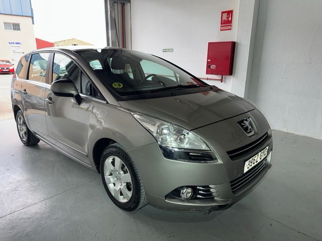 Peugeot 5008 *1 PROPIETARIO*