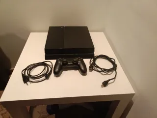 PS4 (PlayStation 4) Negra + Mando