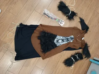 Dos Disfraces de Vikingos (mujer y Niño)