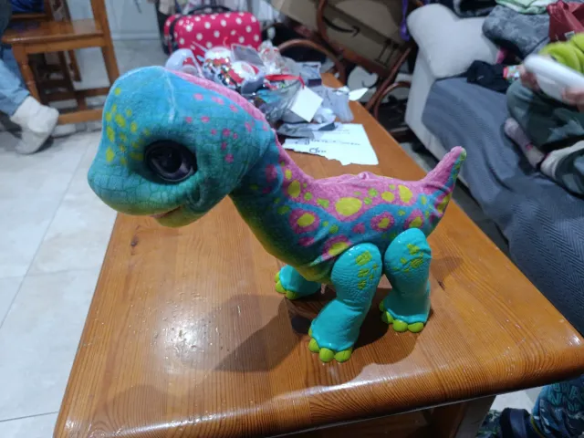 FurReal Sam el Brontosaurio Peluche