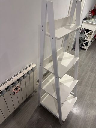 Estantería Escalera Blanca .