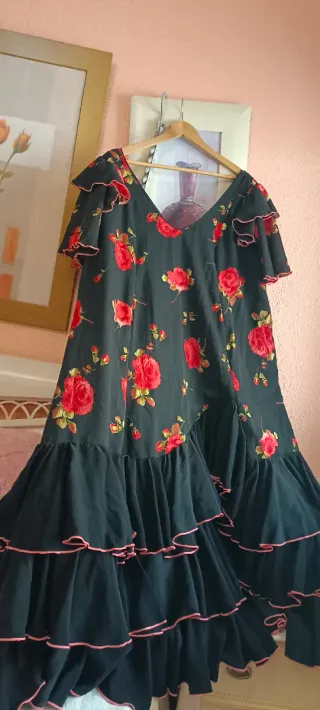 Vestido Gitana Feria Romería Negro Flores Rojas