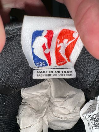 Nike Air Force 1 Low LV8 NBA edición limitada