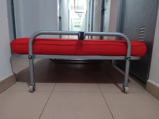 Cama Plegable Roja
