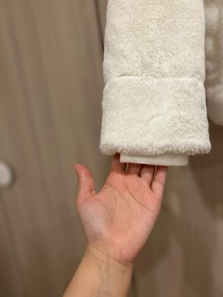 Abrigo pelo blanco talla M