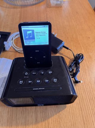 iPod Classic 160 GB Negro con algunos extras