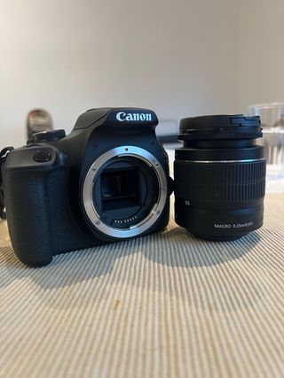 Canon 2000D Kit