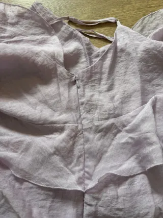 Vestido asimétrico volantes