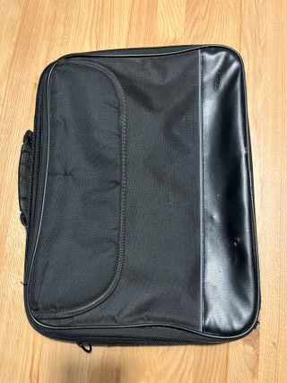 Funda portátil negra
