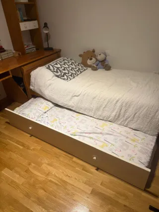 Juego dormitorio juvenil. Excelente estado.