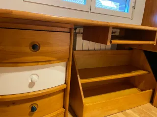 Juego dormitorio juvenil. Excelente estado.