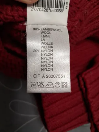 Jersey Rojo Vintage Shield