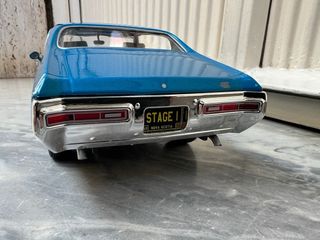 Auto World 1971 Buick GS Stage 1 1:18