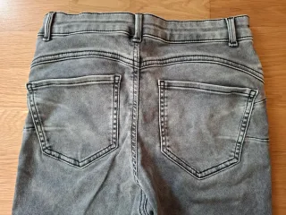 Pantalón mujer push up Calzedonia gris