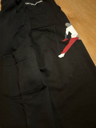 Pantalón chándal Jordan Negro Talla XL de niño
