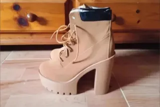 Botines tacón ancho plataforma  (No pesan!) NUEVOS