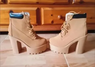 Botines tacón ancho plataforma  (No pesan!) NUEVOS